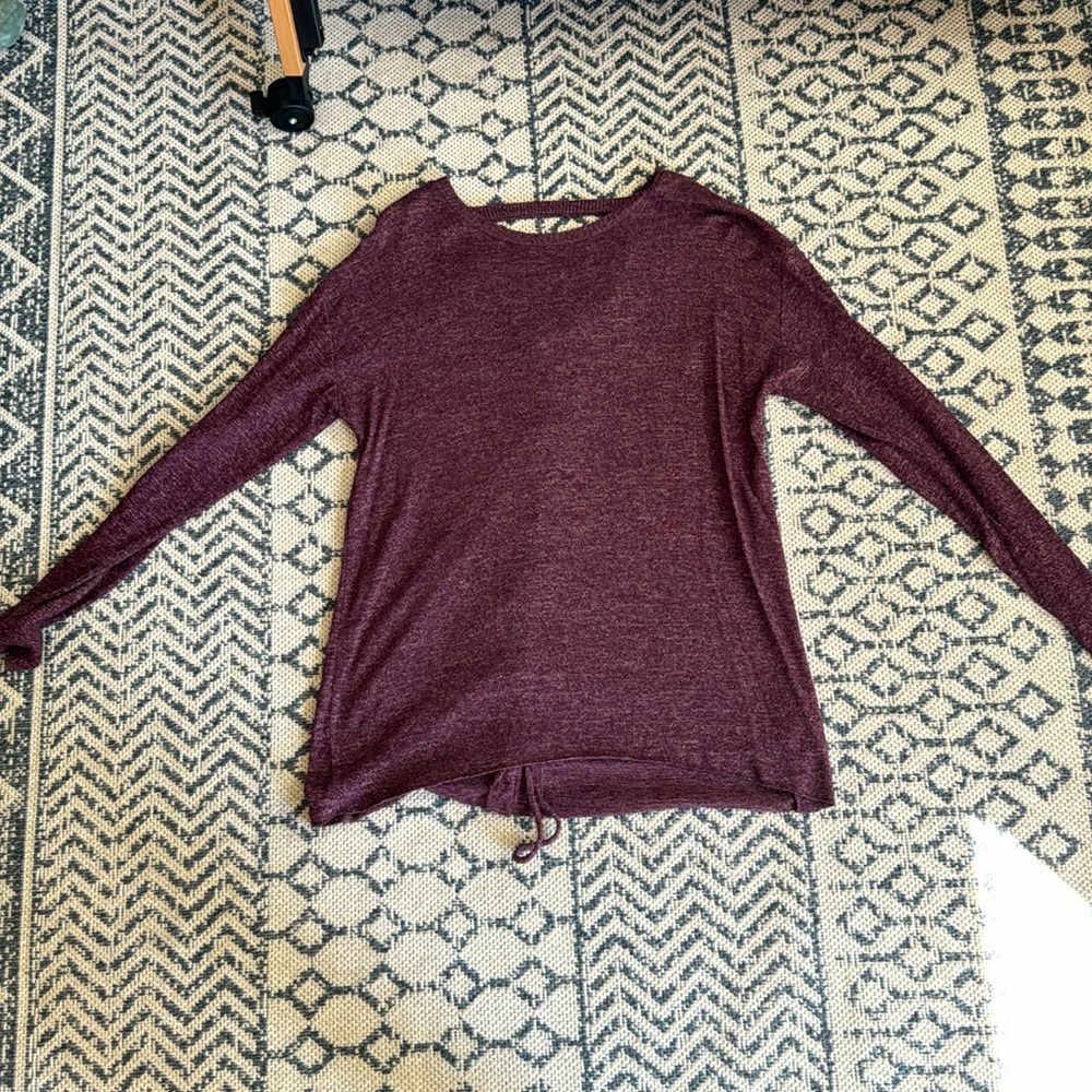 Purple light long sleeve sweater